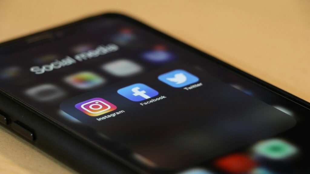 Some Georgia lawmakers have proposed a bill that says social media personalities or influencers must disclose if they are paid by political campaigns or committees for their posts, reports the WSBTV. 