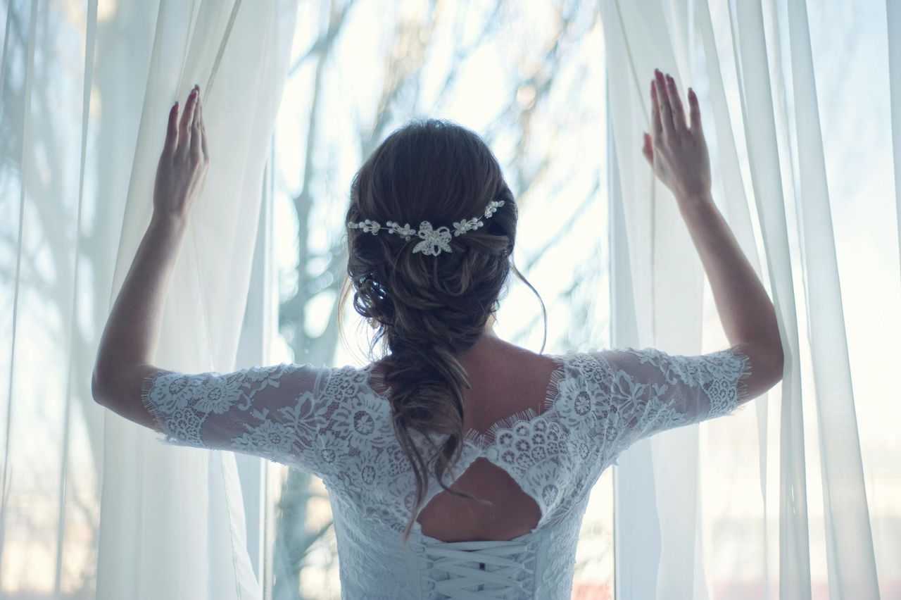 bride-angry-at-sister-in-law-at-bachelorette