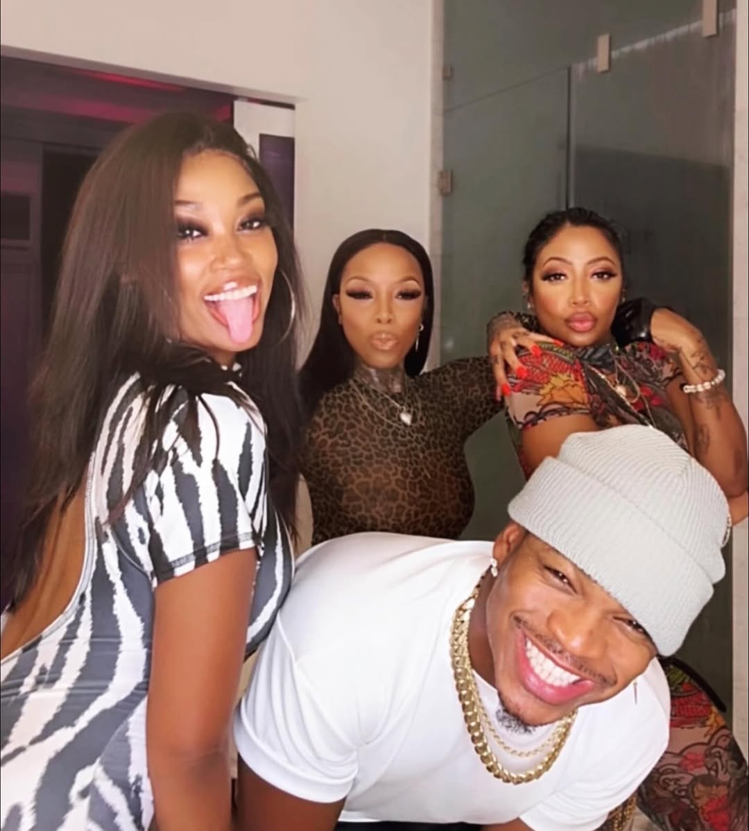 Neyo and his women