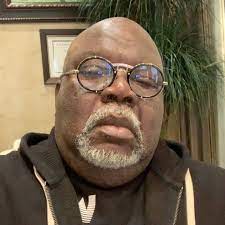 Bishop T.D. Jakes Reveals Cause Of Medical Emergency