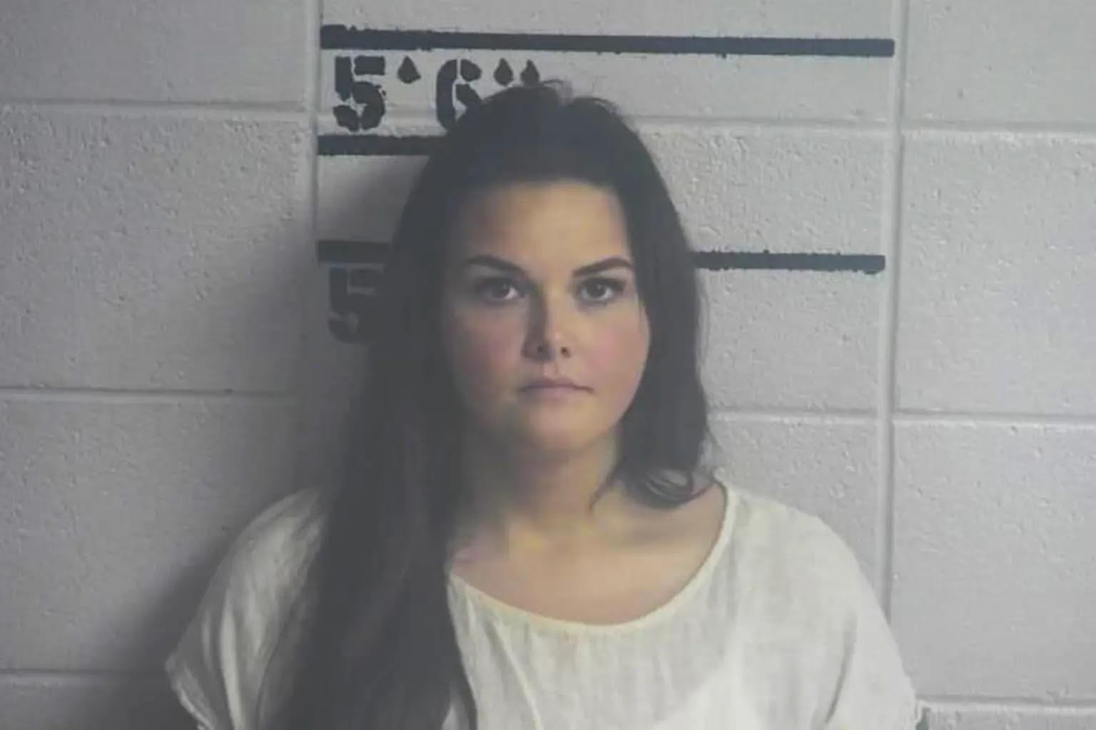 Juvenile Detention Center Teacher Charged After Assaulting Underage Inmate and Asking Him To Kill Her Husband