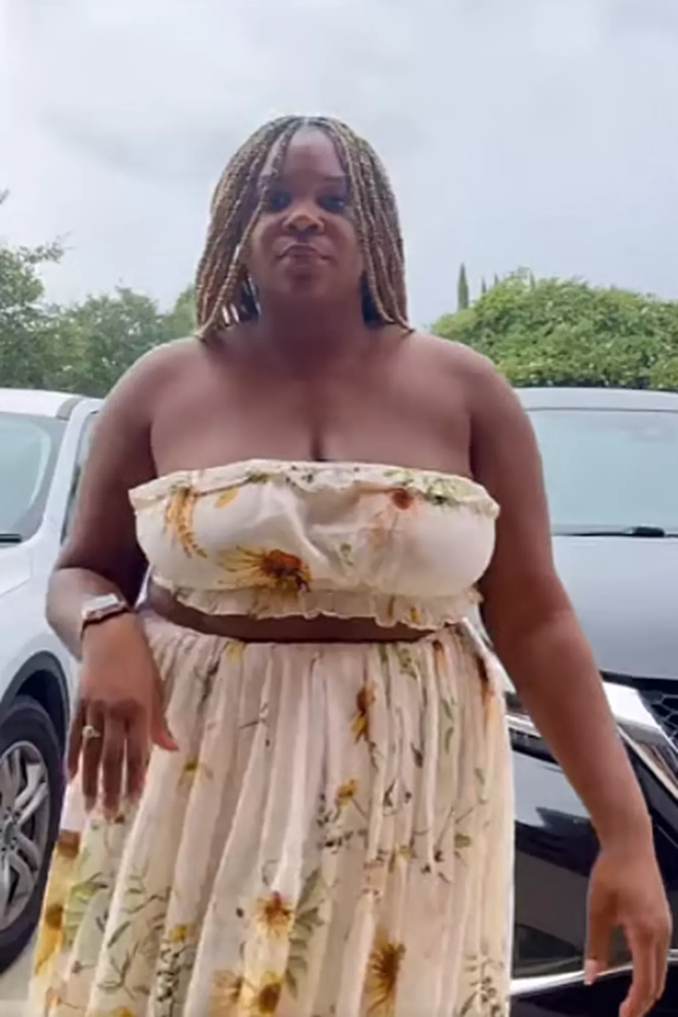 Woman Files Discrimination Lawsuit Against Restaurant That Turned Her Away Due to ‘Revealing Outfit’